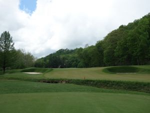 Greenbrier (Old White TPC) 12th Approach
